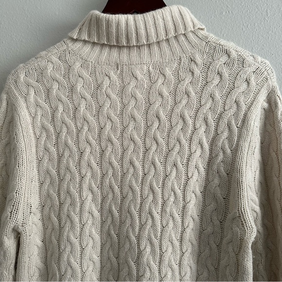 Winter Silks Large Cream Silk Angora Rabbit Hair Cable Knit Sweater Preppy - Picture 11 of 13